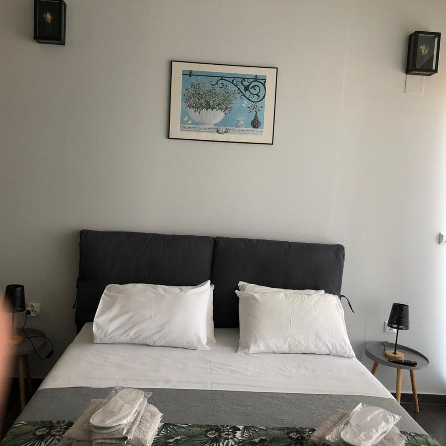 Glykanisos Suites Néa Péramos المظهر الخارجي الصورة