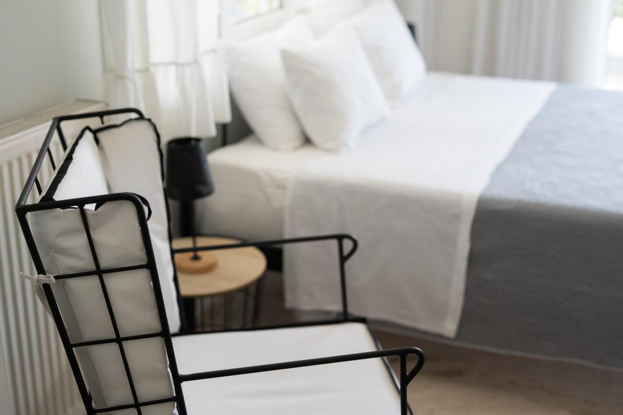 Glykanisos Suites Néa Péramos المظهر الخارجي الصورة